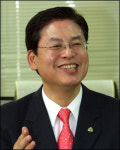[충북] 정우택 지사, 대기업 유치… 경제 특별道 주력
