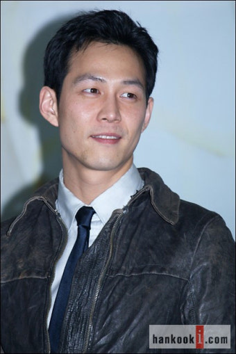 이정재 