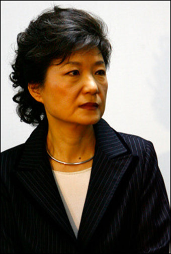 박근혜, 지원유세 고민중