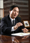 김영춘  “냉온탕식 부동산 정책 안돼·… 시장 자율에 맡겨라”