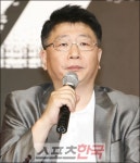 男코드 전문감독들 신작 반가워~