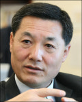 최동주 현대아이파크몰 대표 명품값 40% 낮추겠다