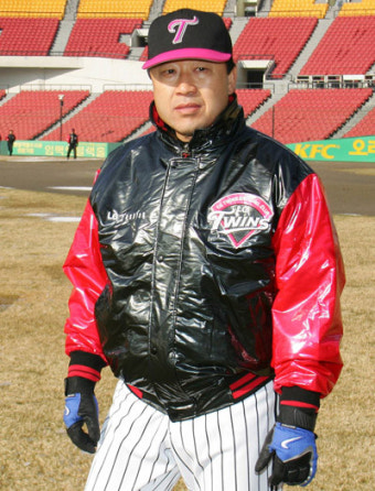 4강 못들면 여우도 팽!… 김재박 '벼랑끝 올인'