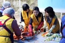 중부세무서 임직원 김장담기 봉사