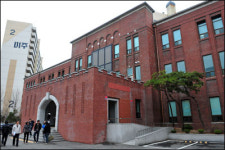 [역사의 현장을 가다]<6> 식민지 엘리트 교육, 경성제대의 흔적들