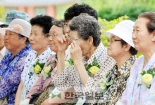전쟁·가난 겪은 금순이 할머니 12명 잔칫상 받고 눈물