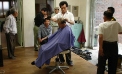 어린 시절 다짐 실천 할 뿐 이죠