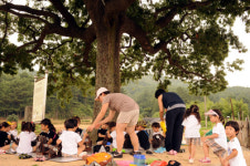 피서지는 역시 정자나무 아래