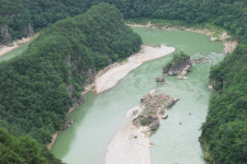 하늘에서 내려다본 동강… 땀은 정직했다