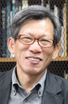 유홍준 이번엔 '한국미술사 강의' 썼다