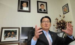 [직격 인터뷰] 국회의원 박지원 김정일 살아 있을 때 남북문제 풀어야 한다
