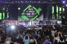 [올댓뮤직] 무분별 한류공연, K-POP 망친다