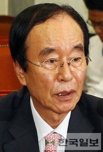 6선 홍사덕·4선 이해봉·7선 조순형 거론