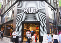 뭉치면 잘나간다 명동 장악한 신발 멀티숍