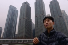 사회적 약자엔 귀 기울이고, 강자엔 공동체 의식 일깨워야