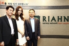 2013 미스코리아 미 김민주, 리안헤어 본사 방문