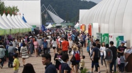2013천안국제웰빙식품엑스포 관람객 75만 구름인파
