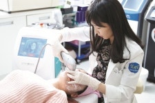 동안 성형 열풍… 초음파리프팅기기 울트라포머2 주목