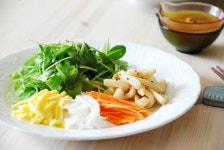 다양한 재료로 맛을 낸 드레싱 활용 요리