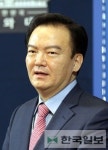 청와대 대변인 민경욱 임명 부적절 논란