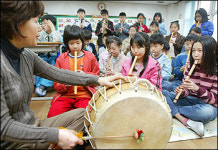 “몇 명만 모여도 합주단·합창단 되지요”