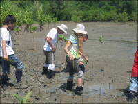 [우린 이렇게 방학 보냈어요] 지구촌 누비며 환경 사랑 한 목소리