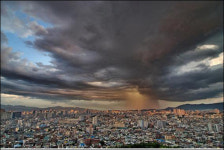 하늘 도화지… 구름 물감