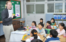파란 눈 교생 선생님 한국 어린이 못잊어요