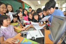 NIE의 꽃 학급 신문 만들기