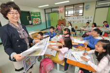 신문 읽는 재미가 두 배!