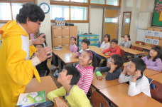 동화 주인공 같은 교장 선생님