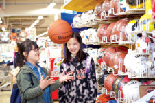 주 5일 수업제로 스포츠 용품 판매량 급증