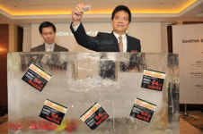 디카 지금 필요한 건 스피드?