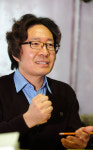 연예인 소설, 편견 빼고 보면…