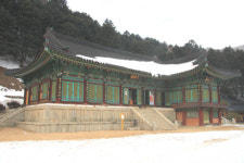 순백의 옷 걸친 신라의 혼, 오대산상원사 강원도 평창군 진부면 동산리
