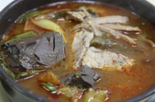 [이야기가 있는 맛집(58)] 따끈한 국밥·칼국수 겨울에 딱이지