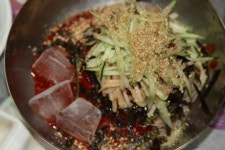 [이야기가 있는 맛집(67)] 100% 막국수는 맛이 없다