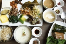 [이야기가 있는 맛집(78)] 현지인들 비빔밥보다 콩나물국밥!