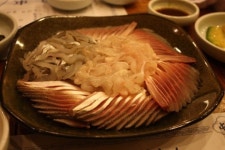 [이야기가 있는 맛집(86)] 마산서 매일 직송… 횟감이 살아 있네