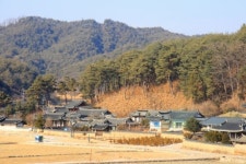 봉화 닭실마을, 금닭이 학의 알을 품은 한옥 마을