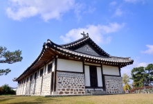 [Eye Plus] Tracing the history of Korea’s Anglican Church in island town