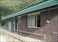 무주 구천동 계곡 분뇨 두달째 그냥 방류