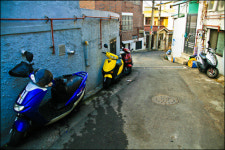 경쾌한 쇠망치 소리...서울에 있는 대장간 마을