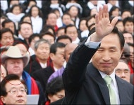 능수능란 미 축산협회, 놀아나는 이명박