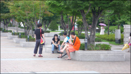 범죄예방 좋지만, 화장실도 못가는 건 좀...