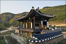 속세를 끊은 마을, 떠나기가 싫었네