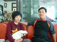 자식, 쪽팔리게 사내가 미장원에 어떻게 가?