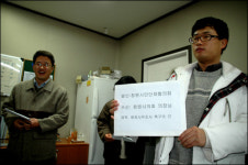 [보도 그후] 156억 원 어치 모래 훔친 업자 둘 구속