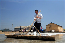 3대에 걸쳐 소금밭에서 희망 캐다