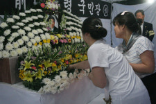 퇴근길... 부평역광장으로 향하는 시민들